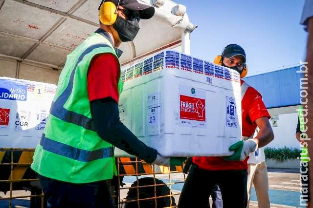 MS recebe nesta sexta-feira 70,8 mil doses de vacinas contra covid