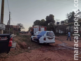 Mulher é encontrada morta em banheiro de casa incendiada