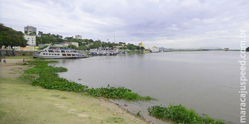 Mulher morre e crianças desaparecem em acidente entre barcos no Rio Paraguai