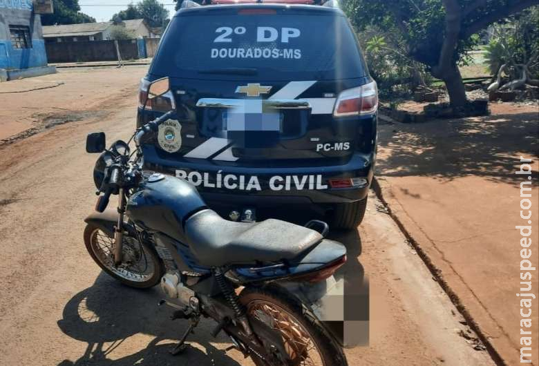 Polícia recupera motos furtadas e dois são presos