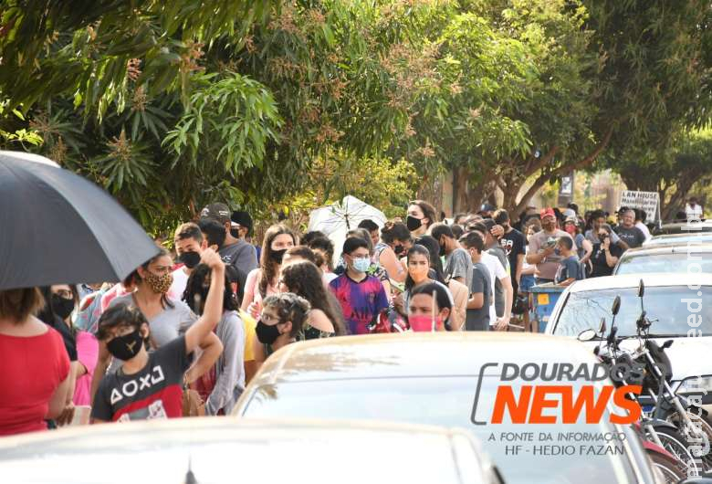 Quase 8 mil adolescentes foram vacinados contra Covid-19 em Dourados Quase 8 mil adolescentes foram vacinados contra Covid-19 em Dourados