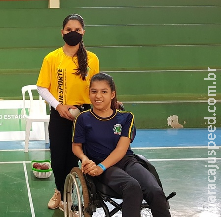 Representando Sidrolândia nas Paralimpíadas Escolares Emily Bonfim garante ouro na Bocha