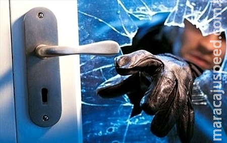 Residência é arrombada e larápios cometem furto em Sidrolândia