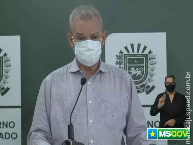 Secretário pede "mutirão" de 3ª dose aos municípios para o final de semana 