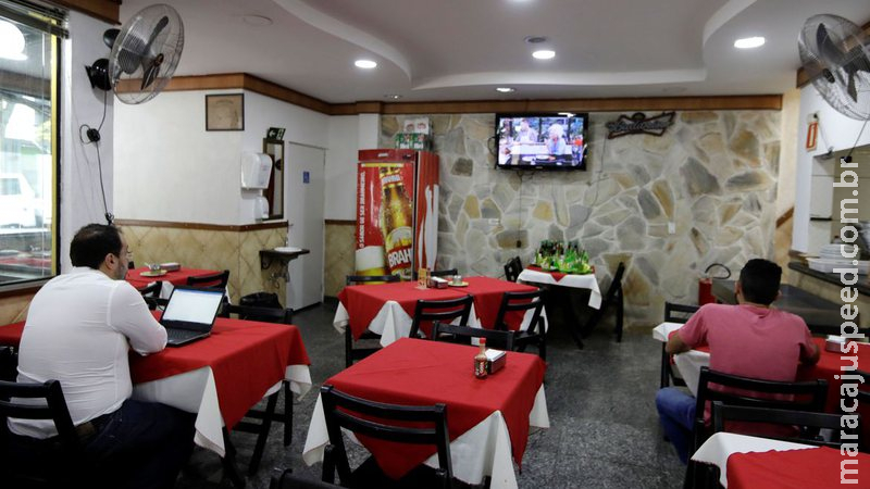 Sindicato de bares orienta empregador a demitir quem recusar vacina Sindicato de bares orienta empregador a demitir quem recusar vacina