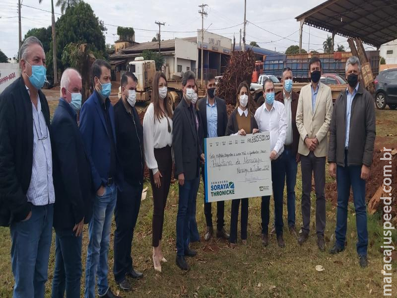 Soraya Thronicke entrega R$ 3,3 milhões a Maracaju e anuncia máquinas de hemodiálise Soraya Thronicke entrega R$ 3,3 milhões a Maracaju e anuncia máquinas de hemodiálise