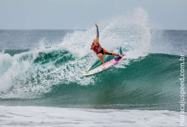 Surfe: Tatiana Weston-Webb se garante nas quartas de final no México