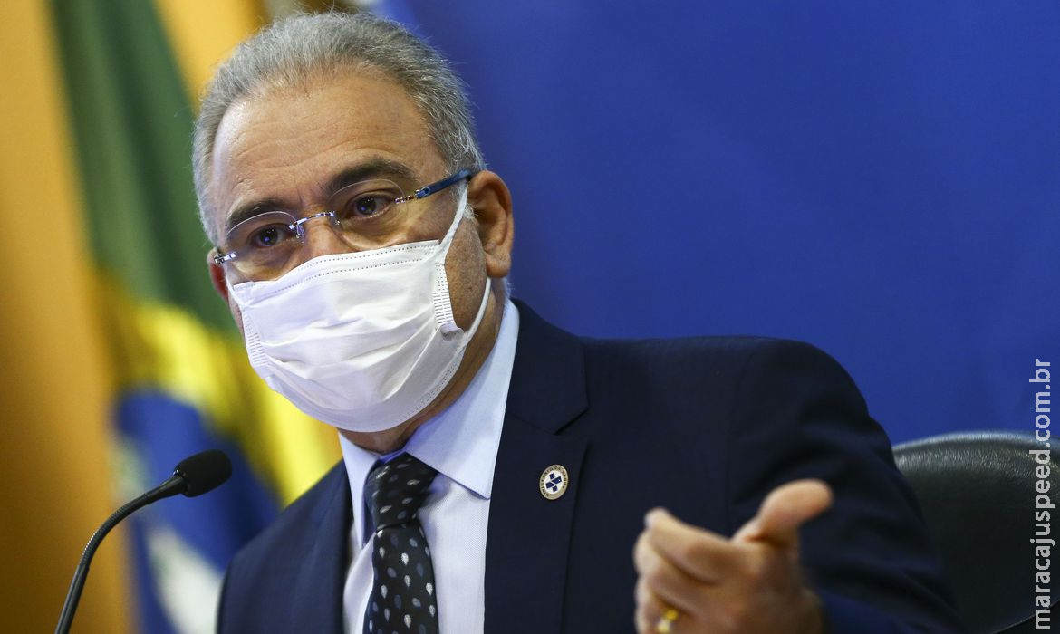 Vacinação de reforço contra covid-19 deve começar por idosos Vacinação de reforço contra covid-19 deve começar por idosos