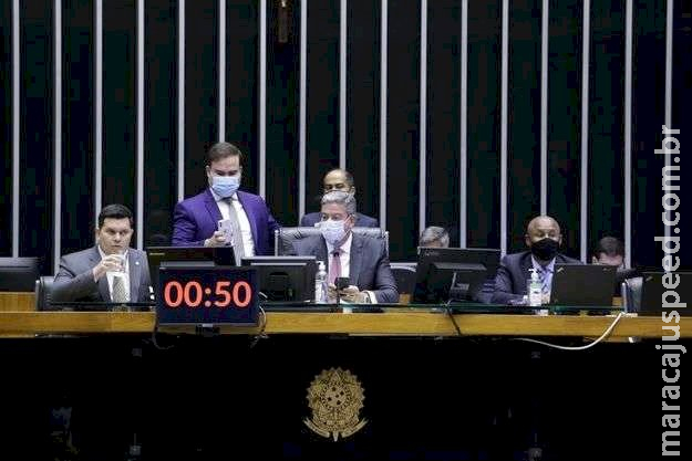 Votação sobre alterações no Imposto de Renda é adiada na Câmara Votação sobre alterações no Imposto de Renda é adiada na Câmara