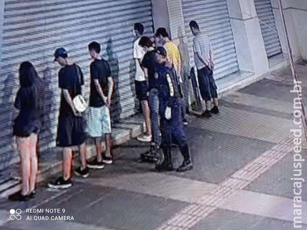Esqueitistas são apreendidos após pichação no Centro da Capital Esqueitistas são apreendidos após pichação no Centro da Capital