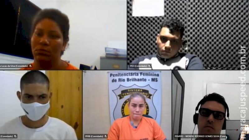 Após 14 horas de julgamento, ‘Terrorista’ e mais 4 são condenados a 91 anos de prisão por degolarem mulher Após 14 horas de julgamento, ‘Terrorista’ e mais 4 são condenados a 91 anos de prisão por degolarem mulher