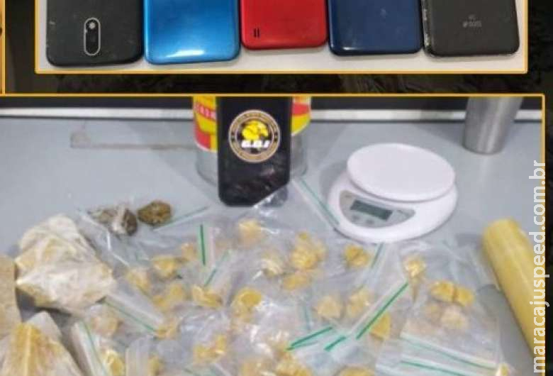 Após denúncia, casal é preso por tráfico de drogas Após denúncia, casal é preso por tráfico de drogas