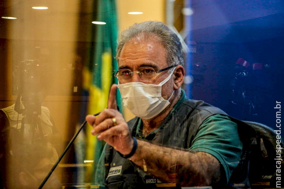 Bolsonaro quer explicações de Marcelo Queiroga sobre vacinação de adolescentes Bolsonaro quer explicações de Marcelo Queiroga sobre vacinação de adolescentes