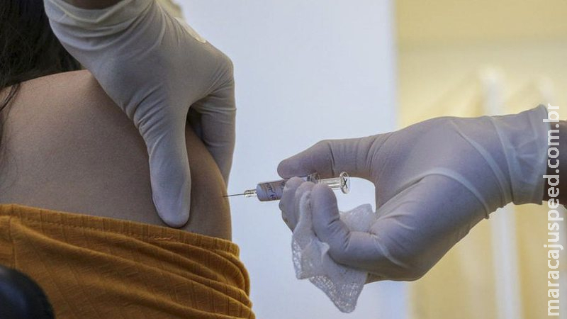 Brasil tem 62,98% de vacinados com ao menos uma dose contra a covid-19 Brasil tem 62,98% de vacinados com ao menos uma dose contra a covid-19