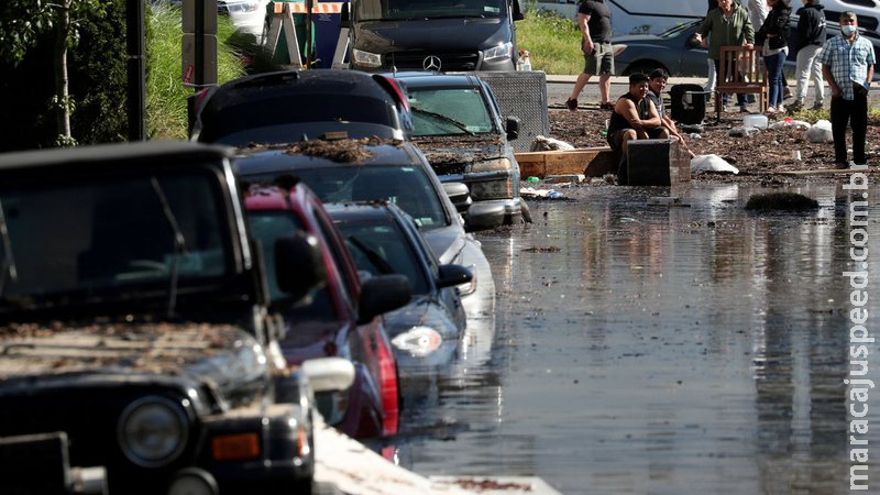 Chuvas do Ida inundam lares em Nova York e deixam 44 mortos Chuvas do Ida inundam lares em Nova York e deixam 44 mortos