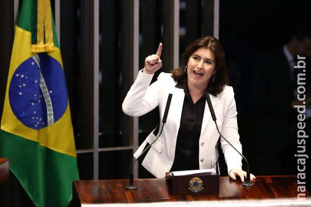 Com voto de Simone, Senado enterra MP que retira direitos trabalhistas dos jovens