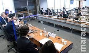 CPI ouve empresário suspeito de financiar divulgação de notícias falsas CPI ouve empresário suspeito de financiar divulgação de notícias falsas