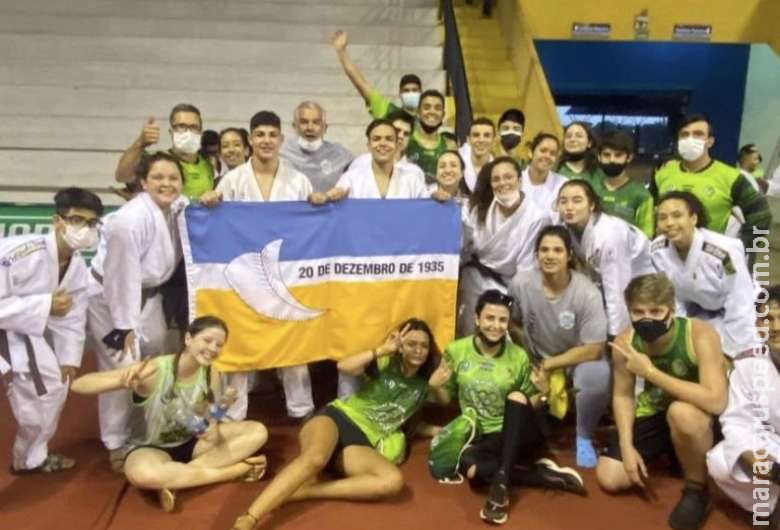 Douradenses levam ouro e sobem ao pódio 12 vezes nos Jogos Escolares da Juventude Douradenses levam ouro e sobem ao pódio 12 vezes nos Jogos Escolares da Juventude