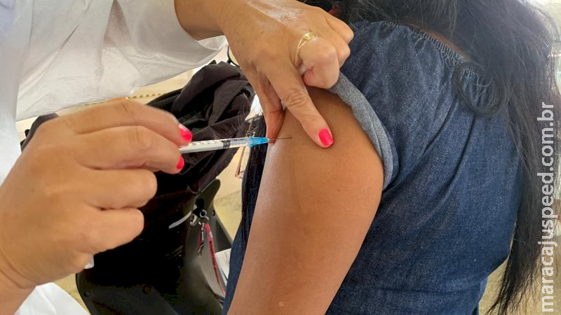 Dourados já imunizou mais de 97% da população Dourados já imunizou mais de 97% da população