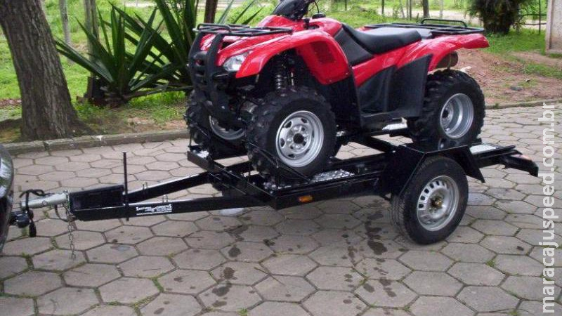 Durante passeio de quadriciclo em balneário, idoso morre após ser arremessado contra árvore Durante passeio de quadriciclo em balneário, idoso morre após ser arremessado contra árvore