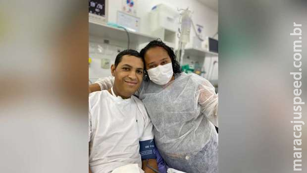 Em MS, paciente com câncer se casa com sua amada em UTI do Hospital Cassems