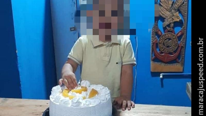 Encontrada pela mãe, criança de 2 anos foi morta sufocada com travesseiro Encontrada pela mãe, criança de 2 anos foi morta sufocada com travesseiro