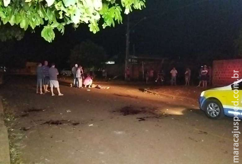 Enteado acusado de matar padrasto durante discussão continua foragido 