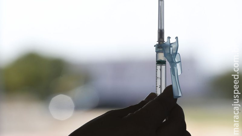Falta de AstraZeneca leva São Paulo a usar Pfizer para segunda dose Falta de AstraZeneca leva São Paulo a usar Pfizer para segunda dose