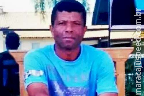 Homem é condenado a 20 anos de prisão por matar mulher com 24 facadas 