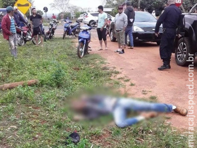 Homem é executado na fronteira com MS e pistoleiros abandonam S10 em chamas Homem é executado na fronteira com MS e pistoleiros abandonam S10 em chamas