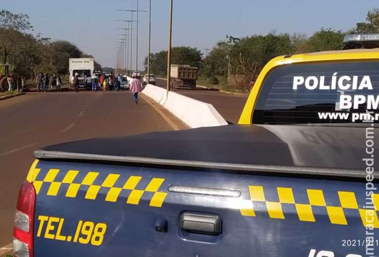 Indígenas voltam a bloquear rodovia entre Dourados e Itaporã