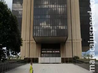 Instituições financeiras elevam estimativa de inflação para 8% Instituições financeiras elevam estimativa de inflação para 8%