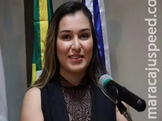 Kamila Alvarenga quer viaduto no Trevo da Cuia e multa para quem jogar lixo nas vias de Ponta Porã Kamila Alvarenga quer viaduto no Trevo da Cuia e multa para quem jogar lixo nas vias de Ponta Porã