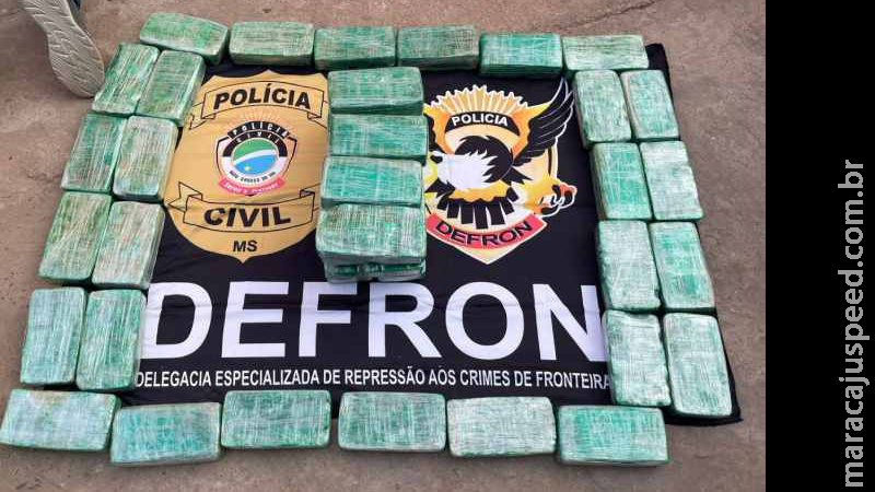 Mesmo com tornozeleira, dupla é presa ‘guardando’ mais de 44 quilos de cocaína Mesmo com tornozeleira, dupla é presa ‘guardando’ mais de 44 quilos de cocaína