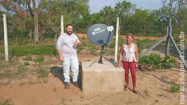 Moradores da Comunidade Rural Três Corações recebem acesso gratuito à internet via satélite Moradores da Comunidade Rural Três Corações recebem acesso gratuito à internet via satélite