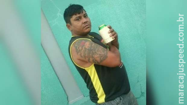 Morto com tiro na cabeça tinha problemas psiquiátricos; testemunhas dizem que ele agrediu avó Morto com tiro na cabeça tinha problemas psiquiátricos; testemunhas dizem que ele agrediu avó