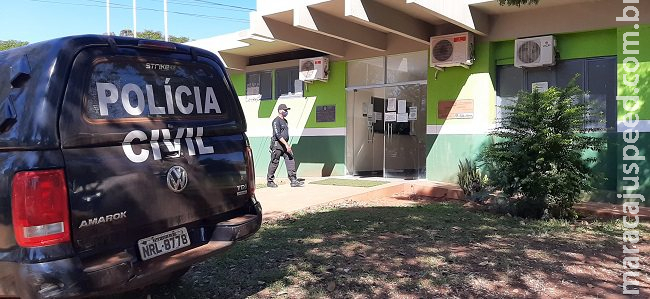 Motorista de 22 anos morre após bater em arbustos em rotatória em Ponta Porã