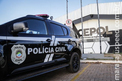 Motorista foge da PM, bate em duas árvores e acaba preso em Campo Grande