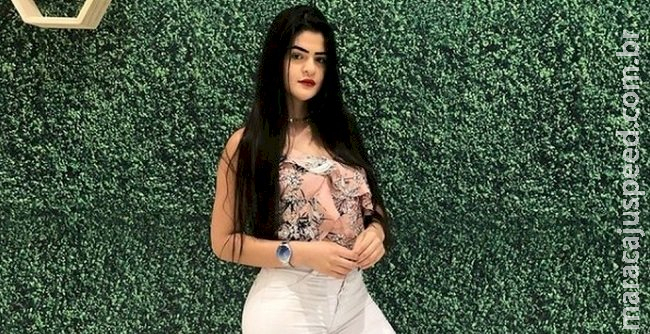 Mulher é presa por matar e esquartejar o namorado com ajuda do filho dele Mulher é presa por matar e esquartejar o namorado com ajuda do filho dele