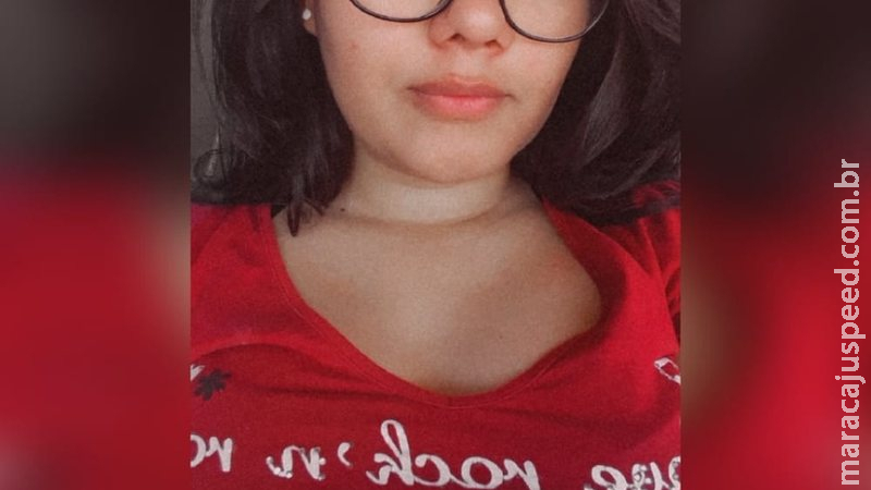 Nas redes sociais, mãe lamenta morte de jovem que bateu em caçamba de entulhos Nas redes sociais, mãe lamenta morte de jovem que bateu em caçamba de entulhos