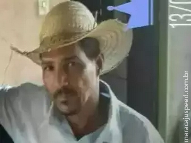 Passageiro morre após motorista perder controle e carro capotar várias vezes