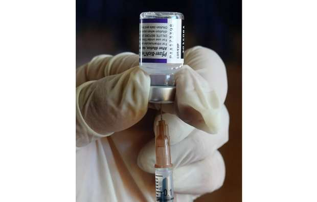 Pfizer e BioNTech anunciam que vacina é segura em crianças de 5 a 11 anos Pfizer e BioNTech anunciam que vacina é segura em crianças de 5 a 11 anos