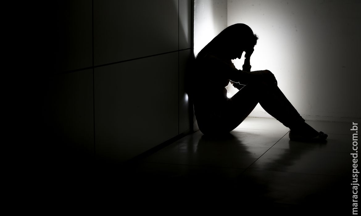 Pfizer: pesquisa revela impacto da pandemia na saúde mental de jovens Pfizer: pesquisa revela impacto da pandemia na saúde mental de jovens