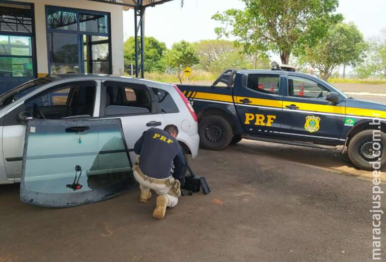 Polícia apreende 12 quilos de pasta base de cocaína na BR-376