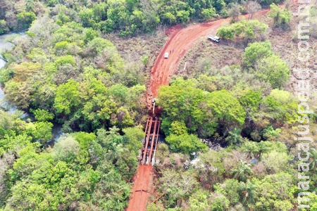 Prefeitura reconstrói ponte na divisa de Sidrolândia com Rio Brilhante 