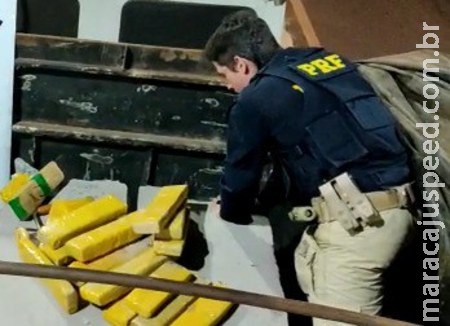 PRF apreende mais de 2 toneladas de maconha escondida em postes de concreto em Ponta Porã (MS) PRF apreende mais de 2 toneladas de maconha escondida em postes de concreto em Ponta Porã (MS)