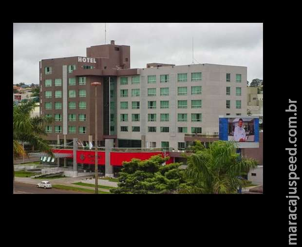 Rapaz é encontrado morto dentro de quarto de hotel na Afonso Pena Rapaz é encontrado morto dentro de quarto de hotel na Afonso Pena