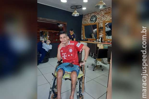Rapaz tenta arrecadar R$ 6 mil para cadeira de roda nova em Campo Grande