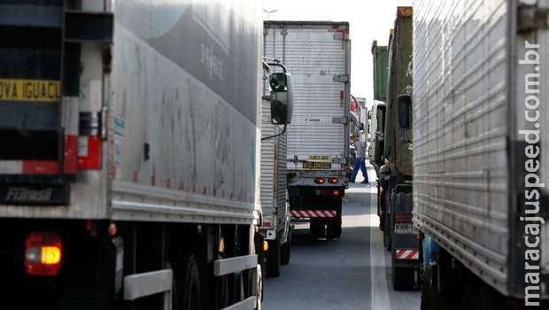 Sindicato descarta greve dos caminhoneiros em MS apesar da alta do diesel Sindicato descarta greve dos caminhoneiros em MS apesar da alta do diesel