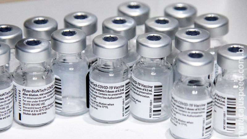 UE inicia estudo sobre 3ª dose de vacina da Pfizer/BioNTech contra covid-19 UE inicia estudo sobre 3ª dose de vacina da Pfizer/BioNTech contra covid-19